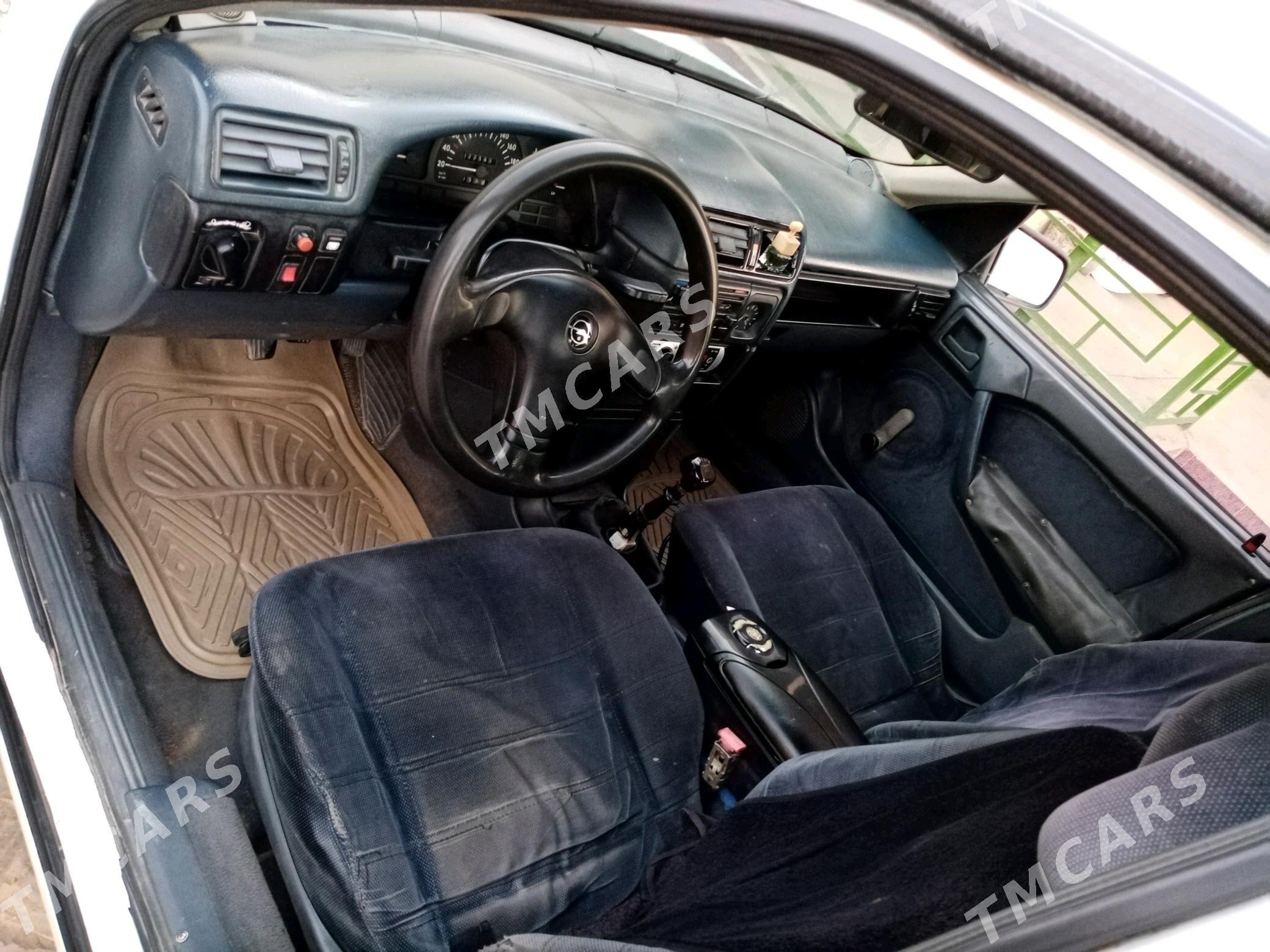 Opel Vectra 1989 - 18 000 TMT - Мары - img 8