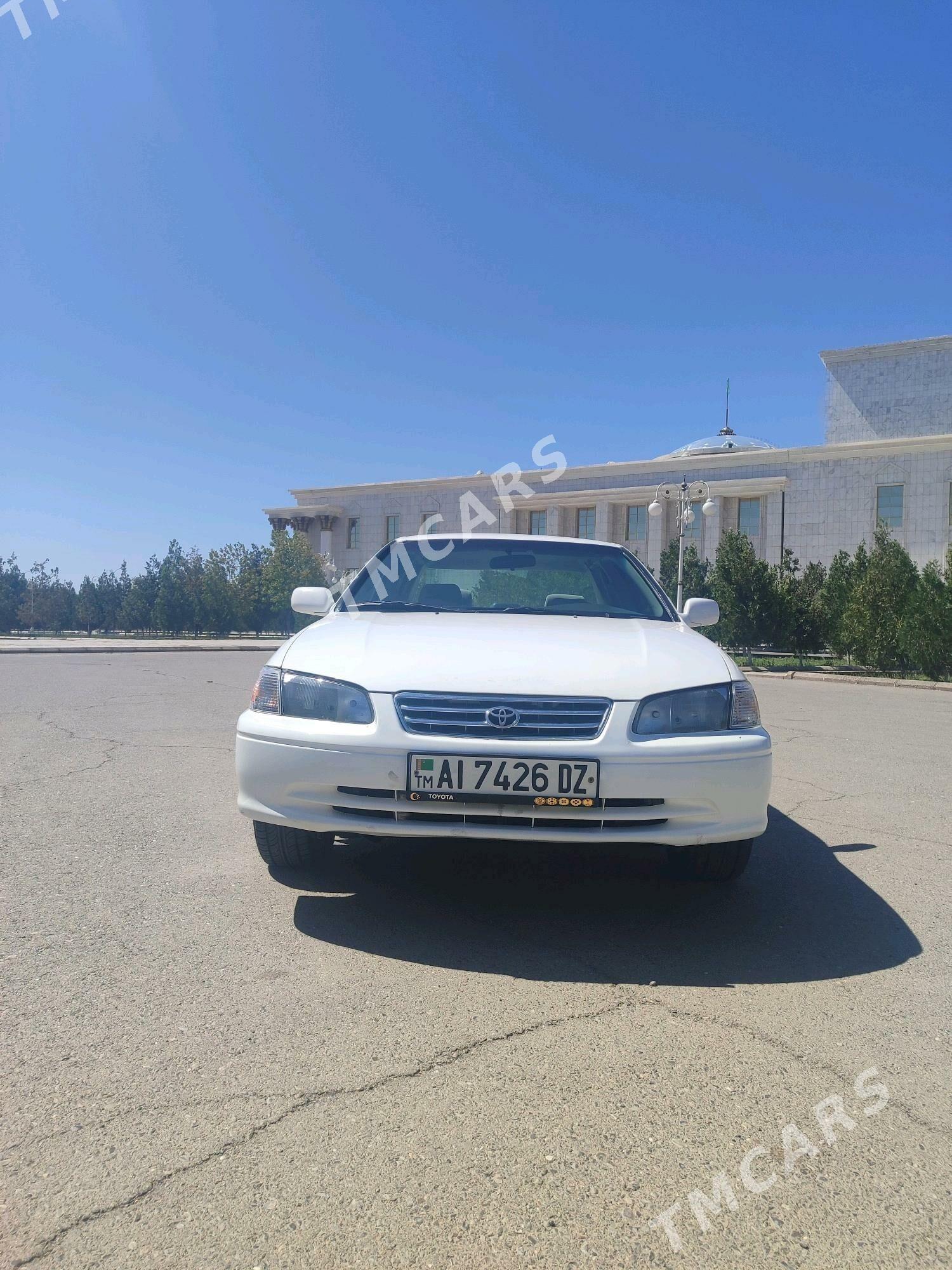 Toyota Camry 2000 - 135 000 TMT - Дашогуз - img 3
