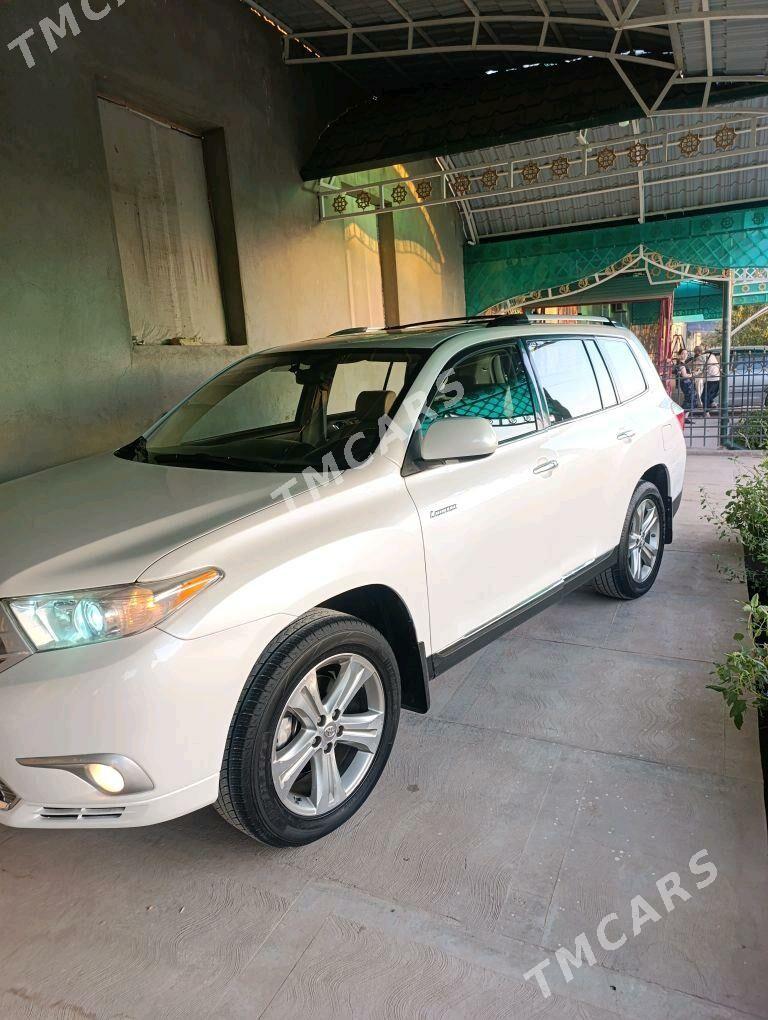 Toyota Highlander 2012 - 372 000 TMT - Гурбансолтан Едже - img 4