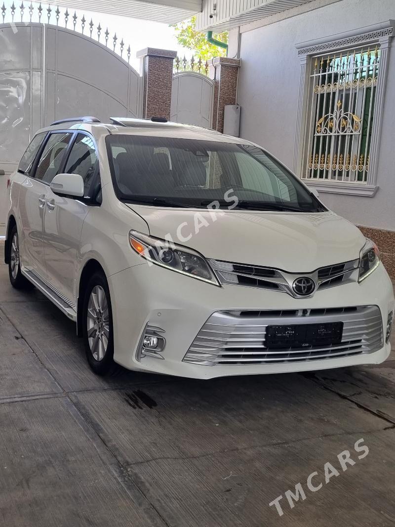 Toyota Sienna 2018 - 640 000 TMT - Ашхабад - img 8