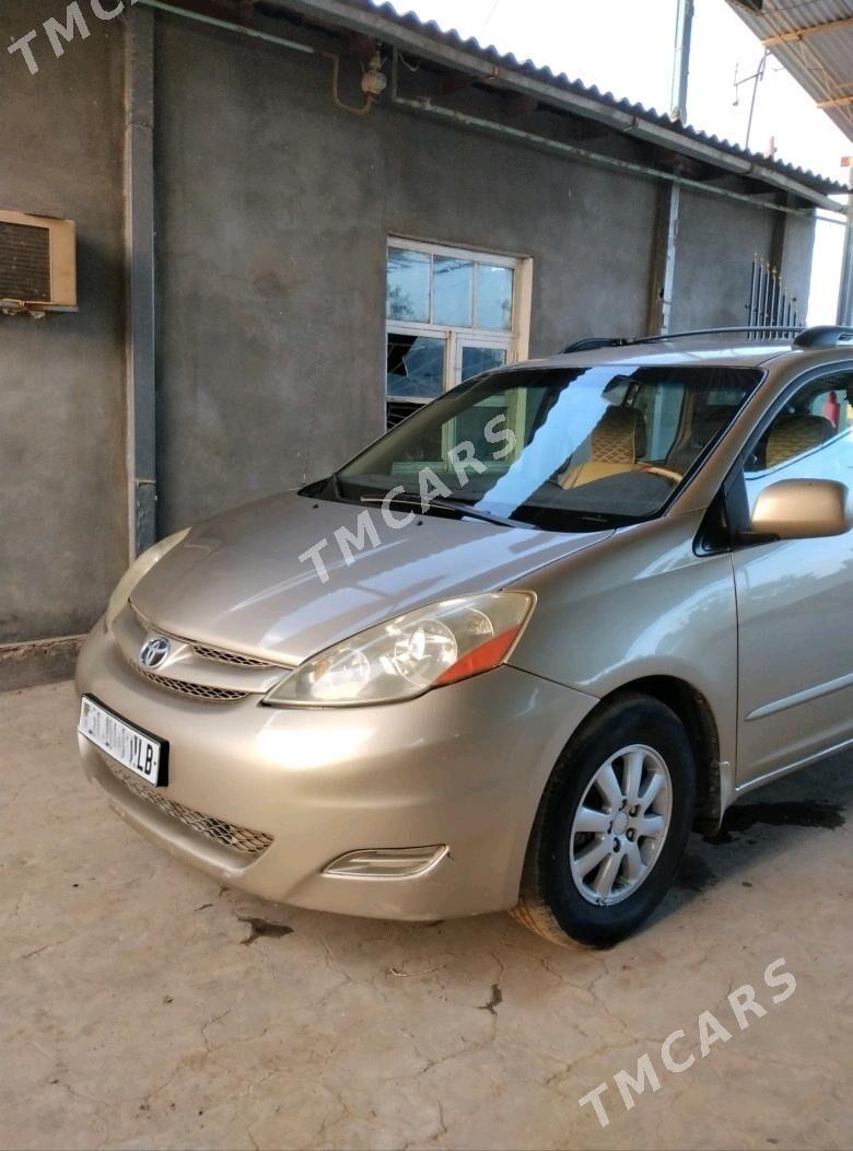Toyota Sienna 2008 - 235 000 TMT - Ходжамбаз - img 3