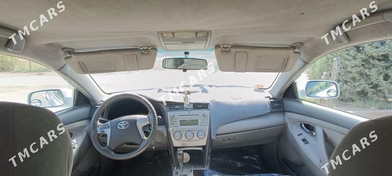 Toyota Camry 2010 - 160 000 TMT - Мары - img 3