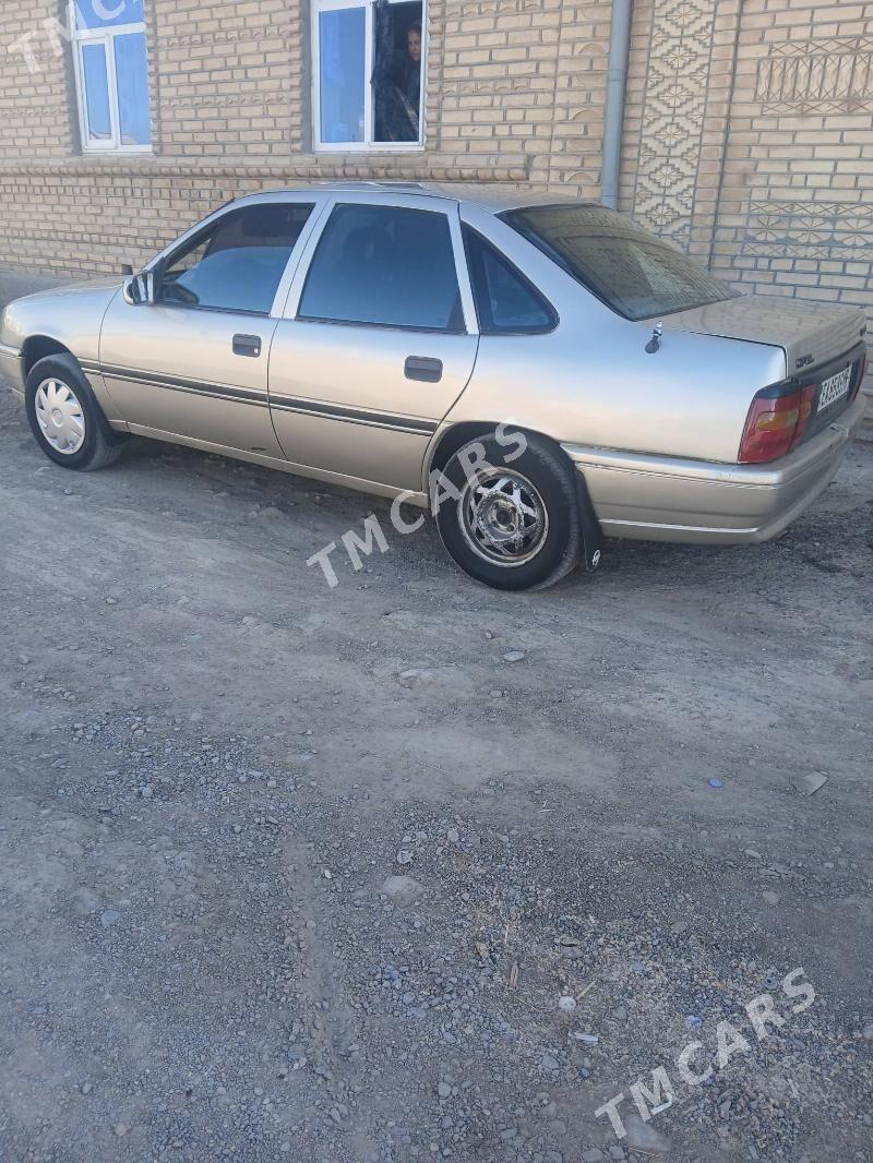 Opel Vectra 1992 - 16 000 TMT - Мургап - img 2