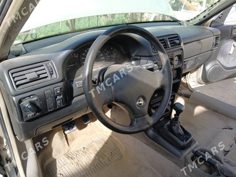 Opel Vectra 1990 - 34 000 TMT - Mary - img 2