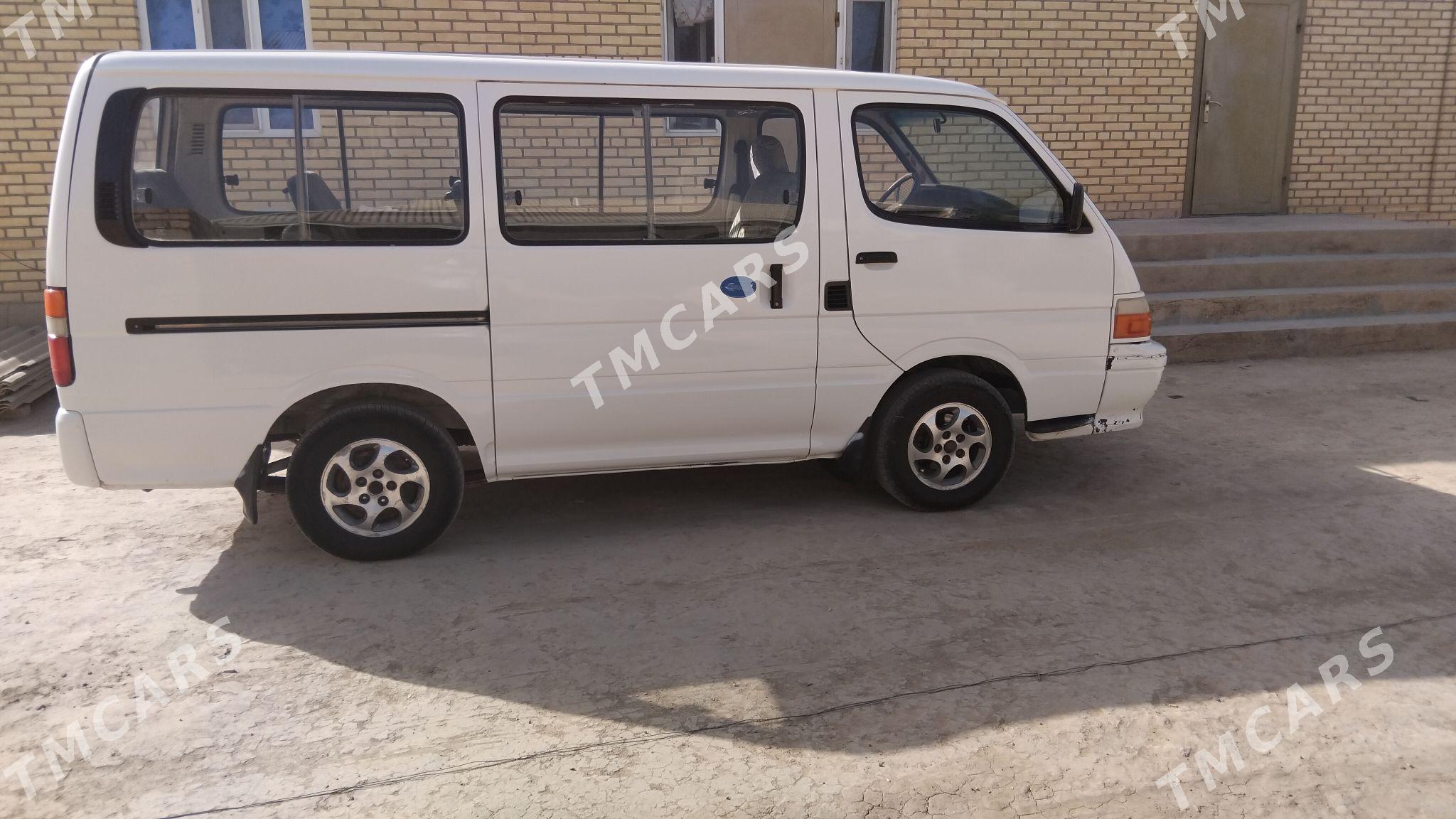 Toyota Hiace 1992 - 100 000 TMT - Mary - img 3