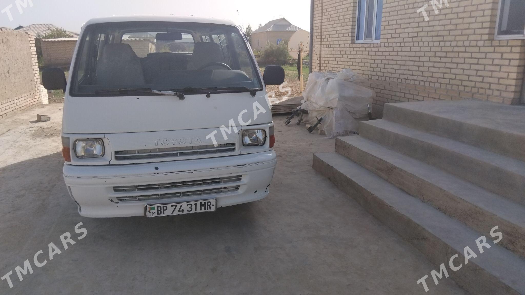 Toyota Hiace 1992 - 100 000 TMT - Mary - img 2