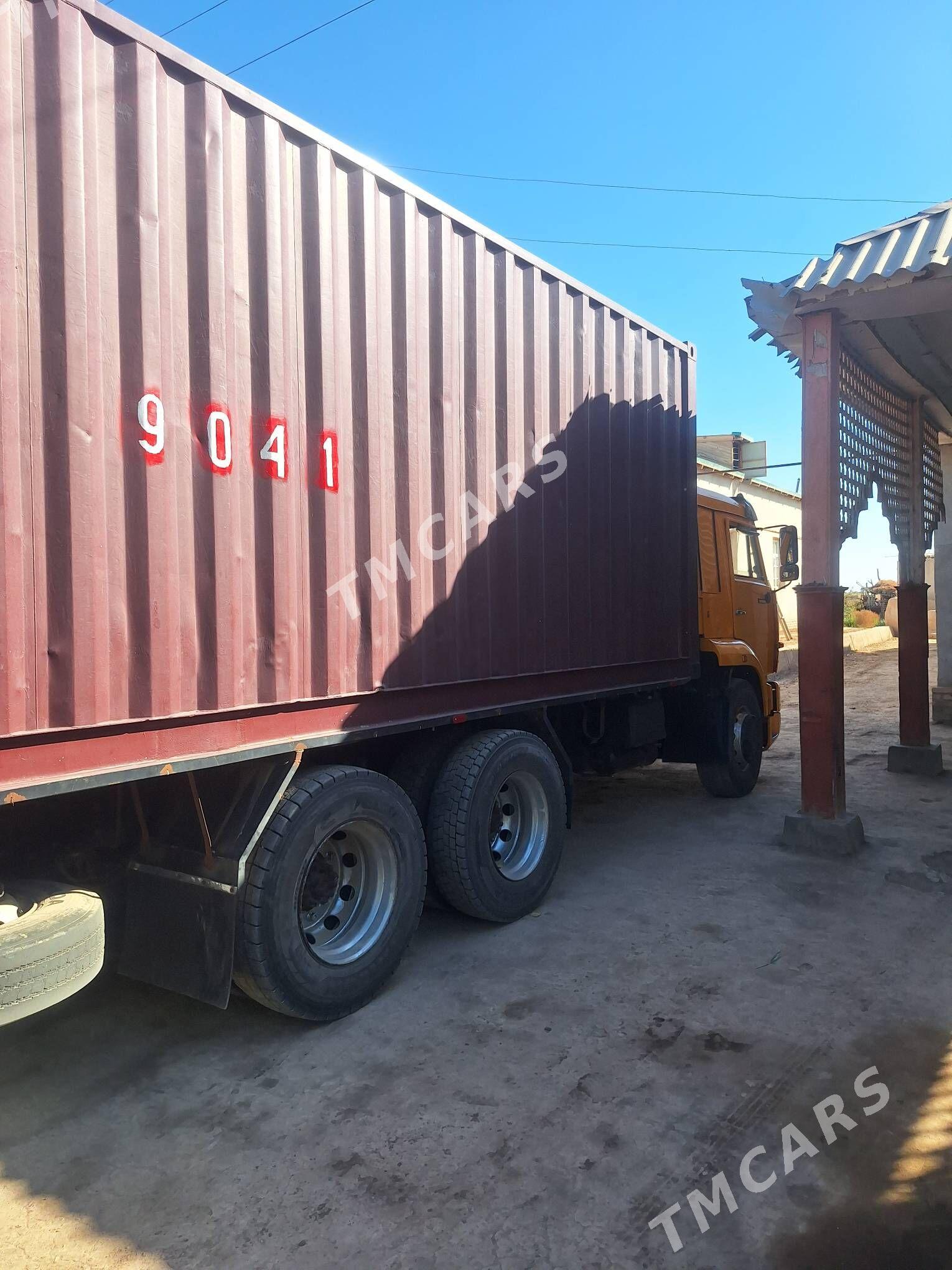 Kamaz Euro 3 2005 - 315 000 TMT - Şabat etr. - img 2