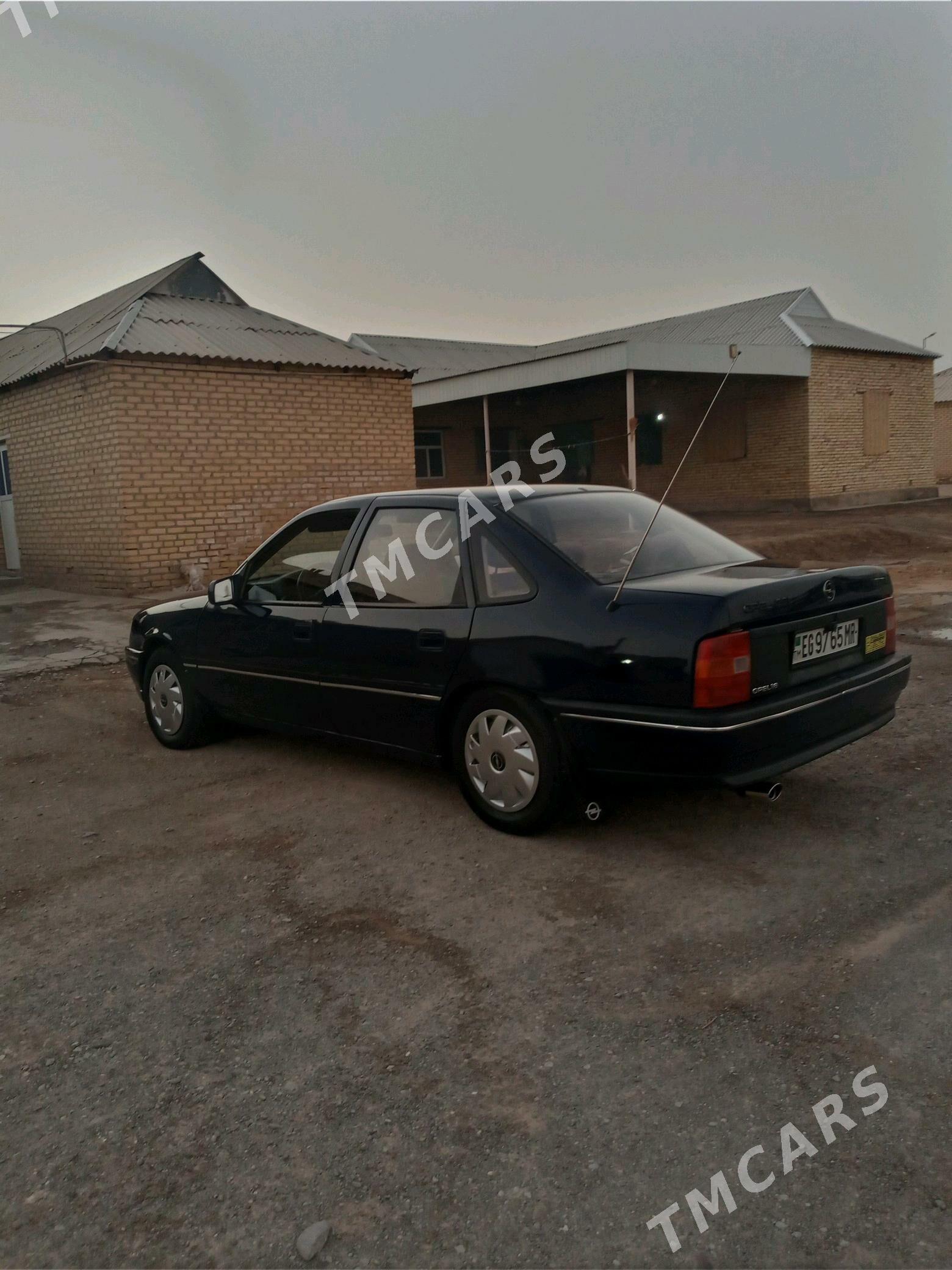 Opel Vectra 1992 - 28 000 TMT - Мургап - img 10