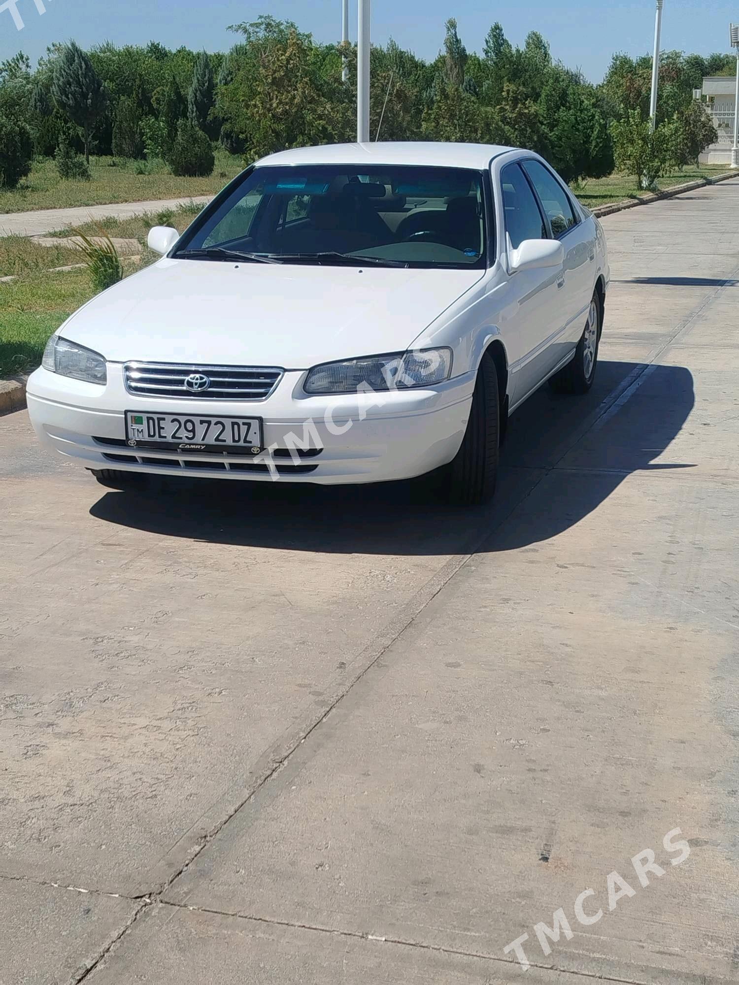 Toyota Camry 1998 - 140 000 TMT - Дашогуз - img 5