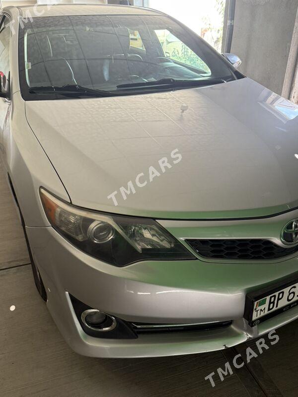 Toyota Camry 2012 - 222 000 TMT - Дашогуз - img 4