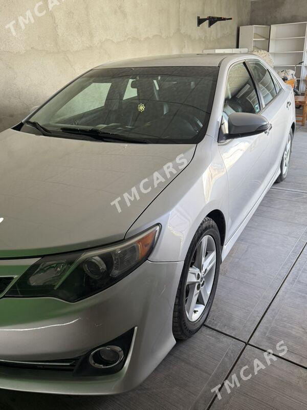 Toyota Camry 2012 - 222 000 TMT - Дашогуз - img 3