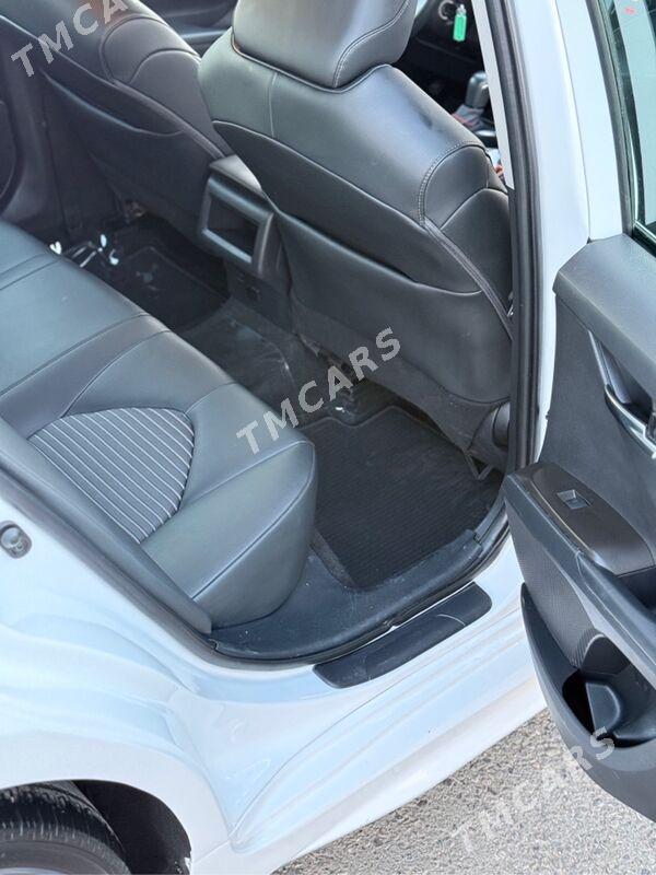 Toyota Camry 2021 - 325 000 TMT - Parahat 3 - img 8