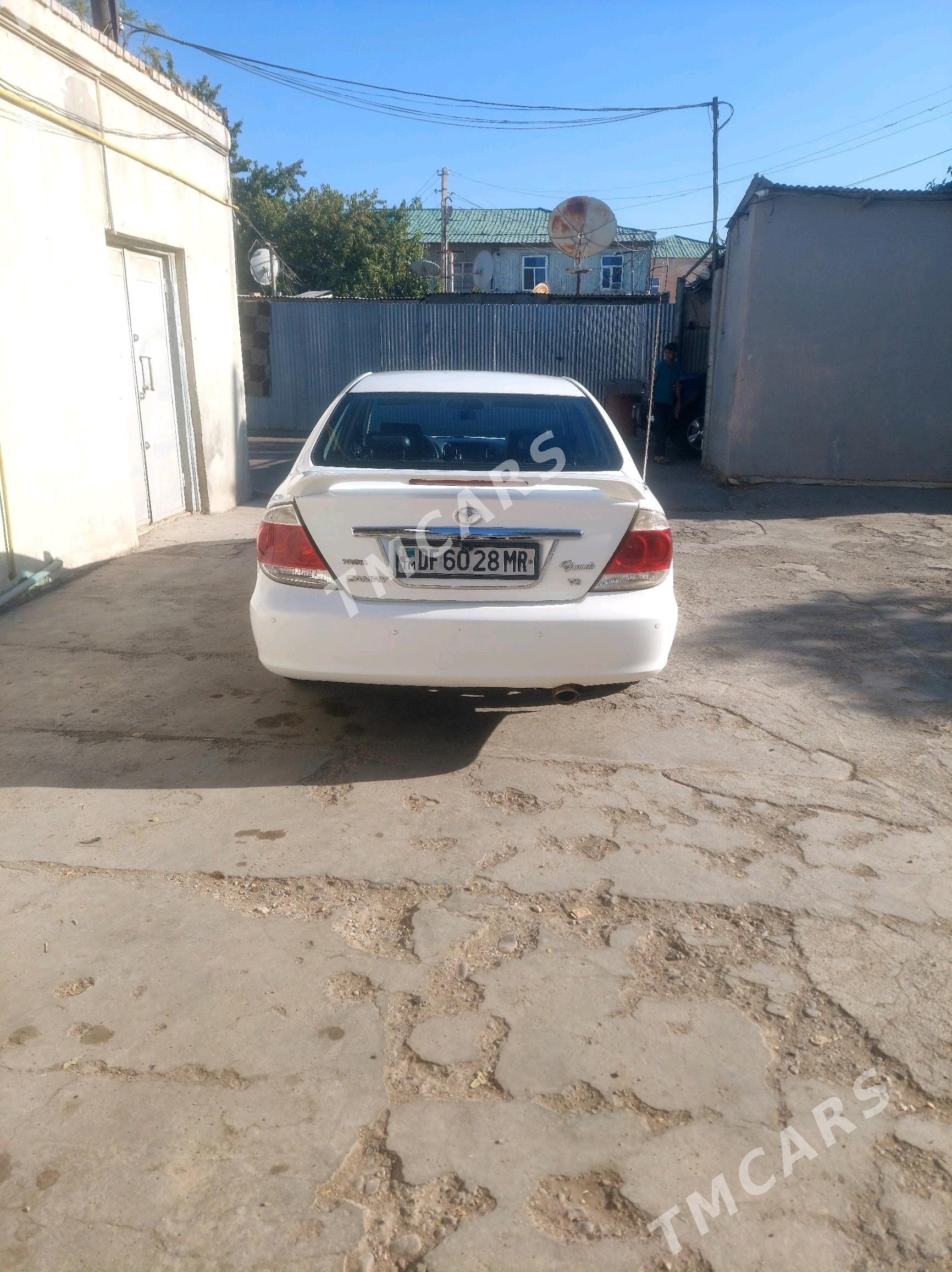Toyota Camry 2002 - 160 000 TMT - Мары - img 7