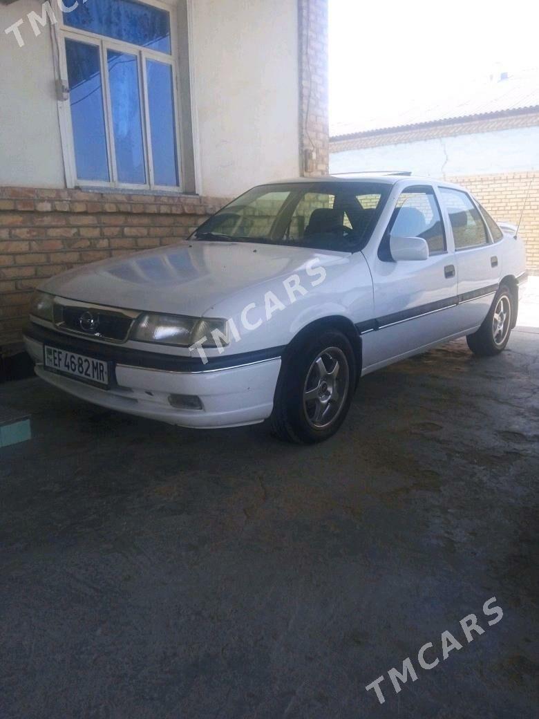 Opel Vectra 1993 - 40 000 TMT - Мары - img 2