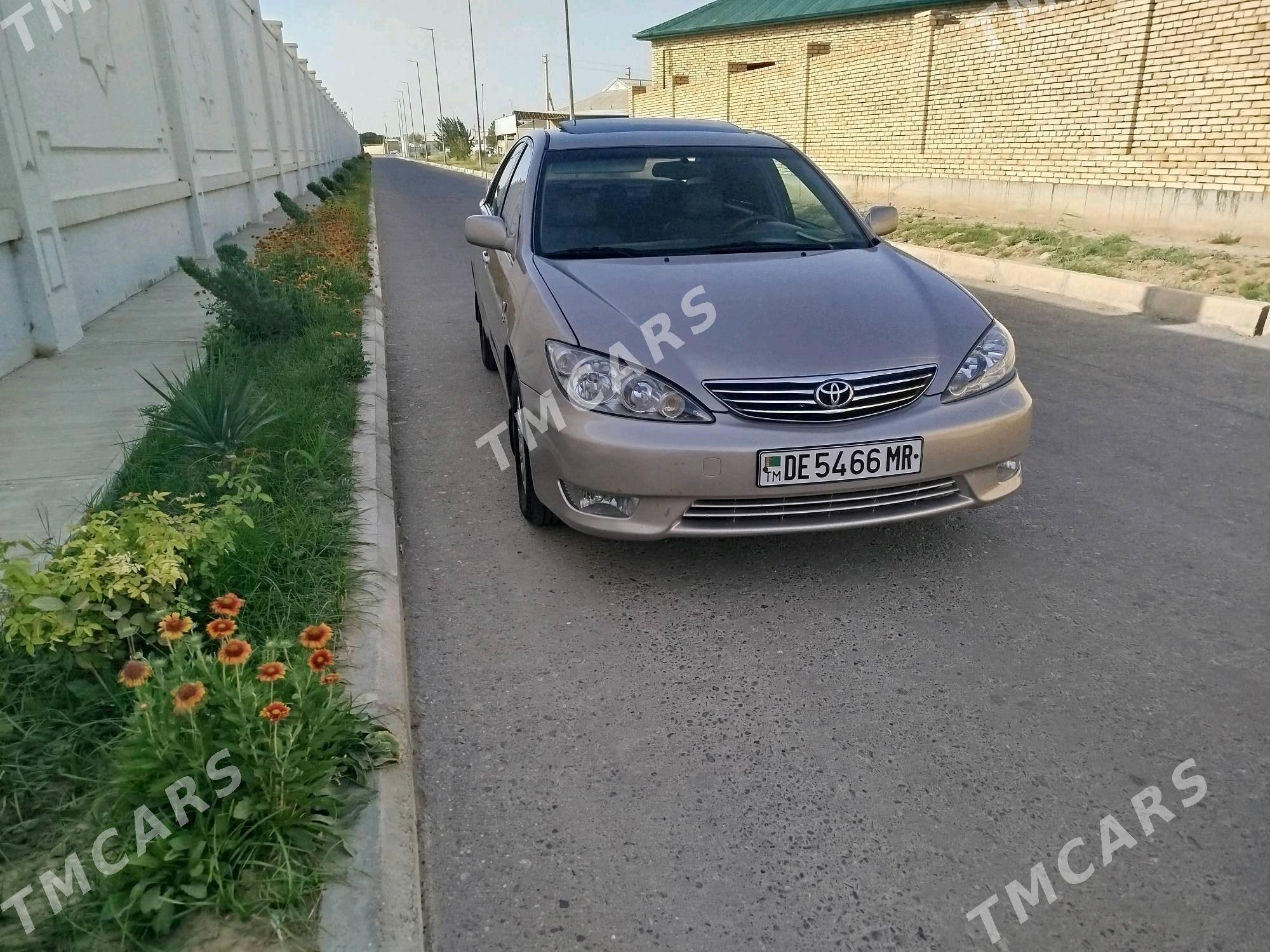 Toyota Camry 2004 - 240 000 TMT - Mary - img 5
