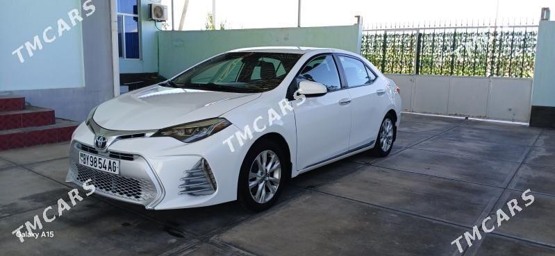 Toyota Corolla 2017 - 190 000 TMT - Aşgabat - img 3