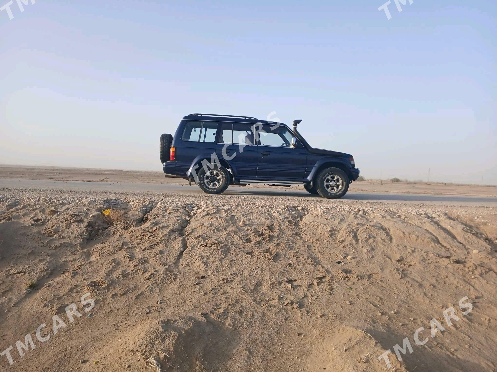 Mitsubishi Pajero 1995 - 70 000 TMT - Гумдаг - img 3