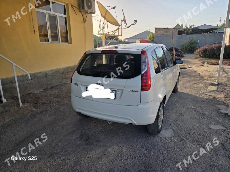 Ford Figo 2012 - 88 000 TMT - Aşgabat - img 3