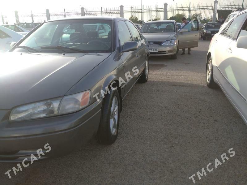 Toyota Camry 1999 - 130 000 TMT - Мары - img 3