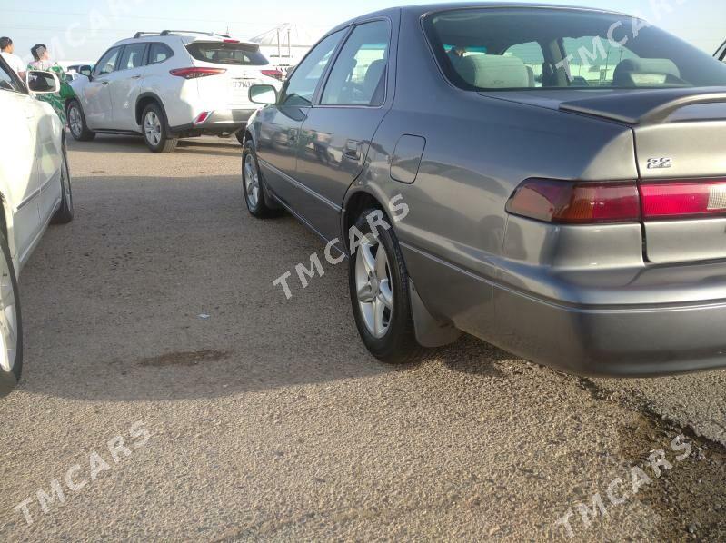 Toyota Camry 1999 - 130 000 TMT - Мары - img 6