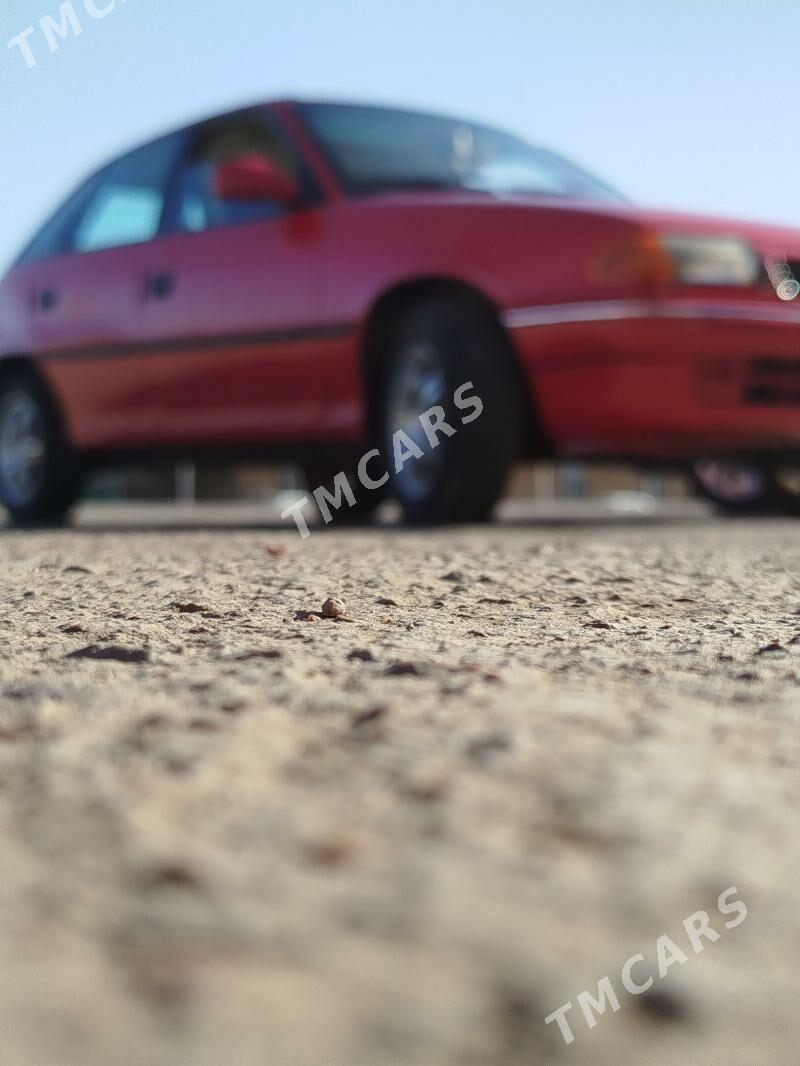 Opel Astra 1992 - 45 000 TMT - Gubadag - img 3