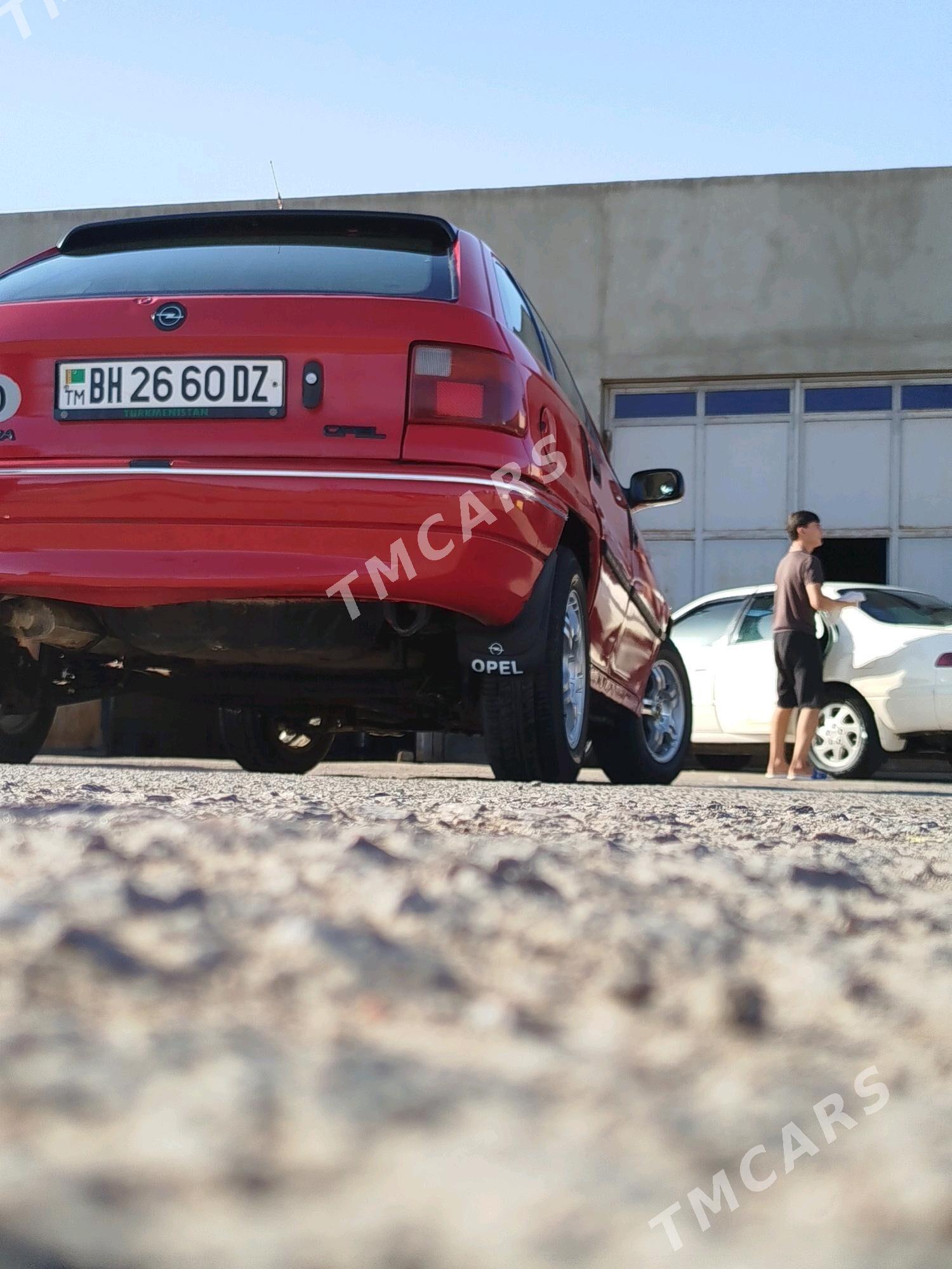Opel Astra 1992 - 45 000 TMT - Gubadag - img 9