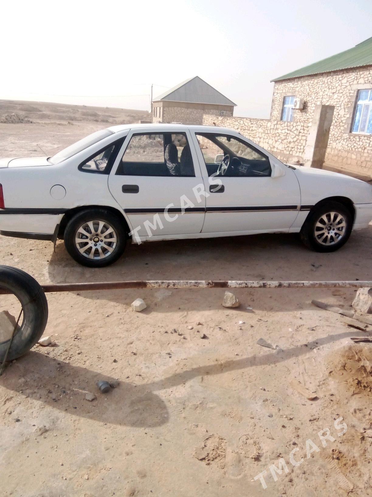 Opel Vectra 1991 - 35 000 TMT - Türkmenbaşy - img 2