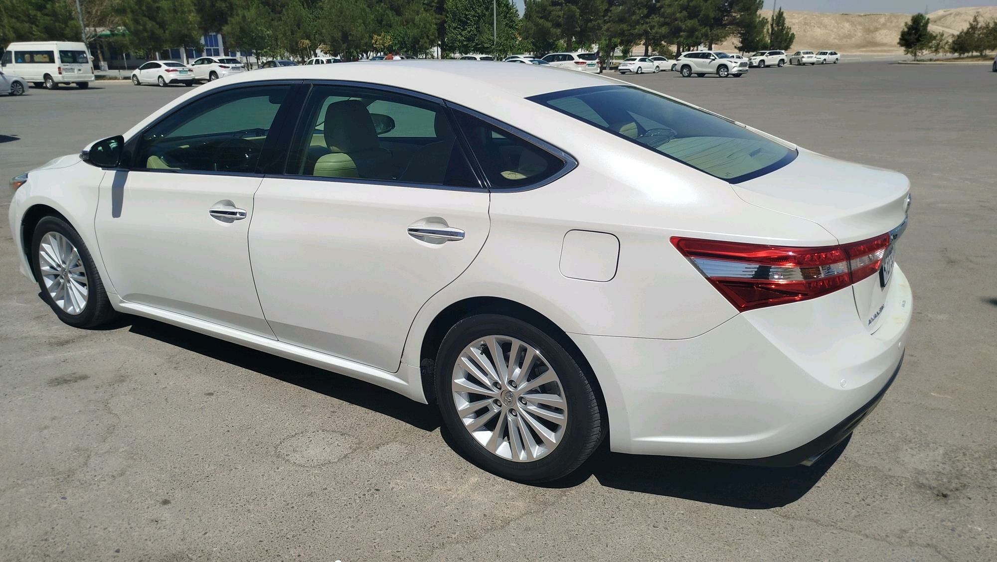 Toyota Avalon 2013 - 385 000 TMT - Бузмеин ГРЭС - img 4
