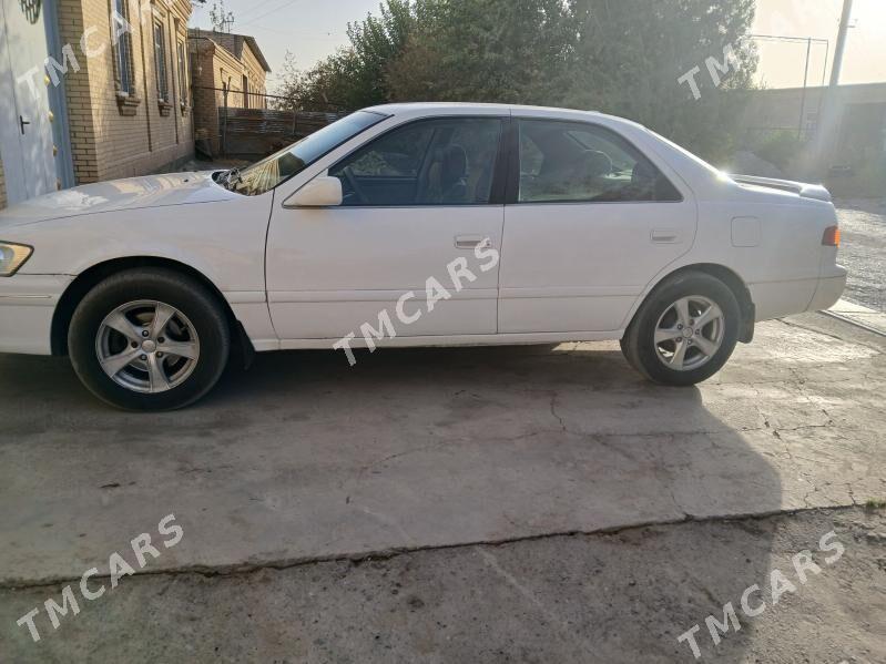 Toyota Camry 2001 - 130 000 TMT - Сакар - img 6