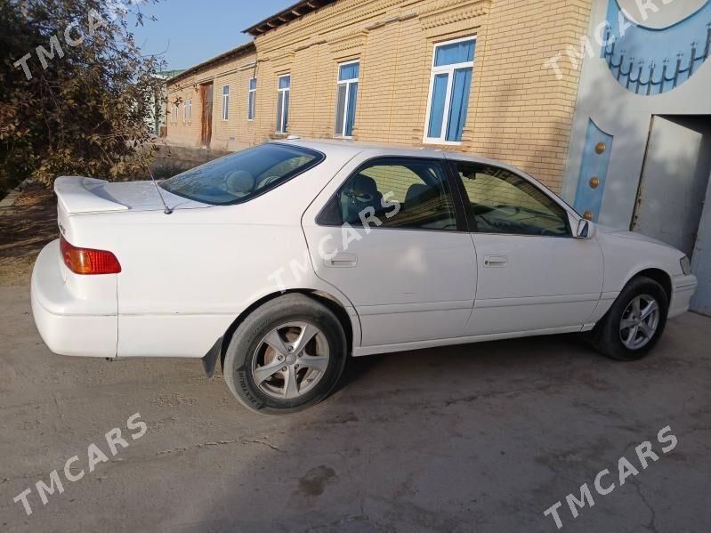 Toyota Camry 2001 - 130 000 TMT - Сакар - img 5