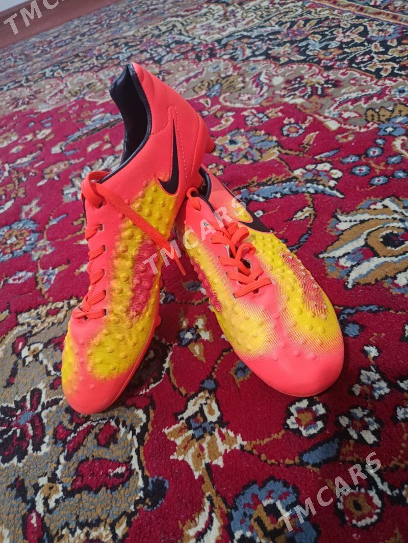 FUTBOL BUTSY KOMPLEKT - Мары - img 5