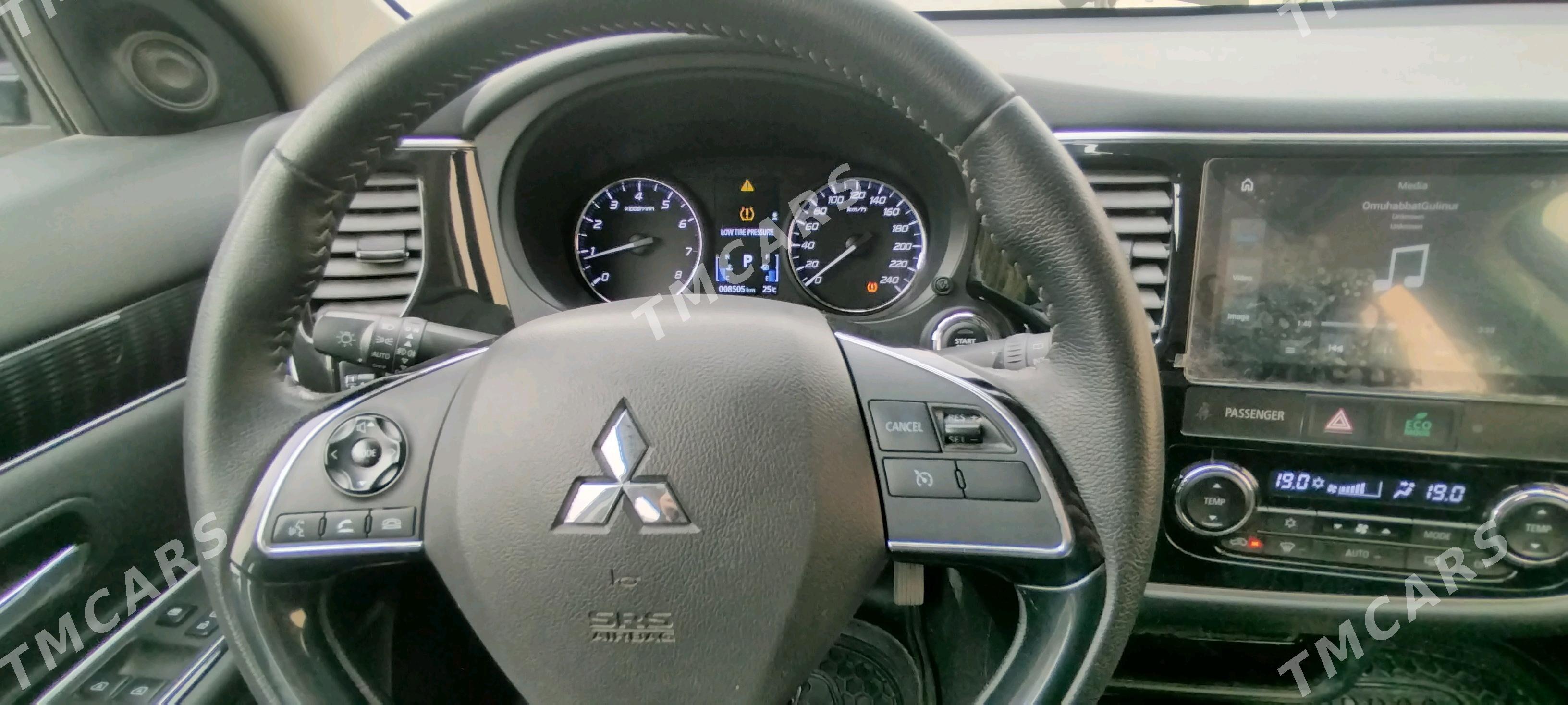 Mitsubishi Outlander 2022 - 310 000 TMT - Койтендаг - img 6