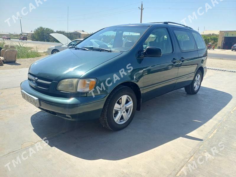 Toyota Sienna 1999 - 130 000 TMT - Мары - img 2