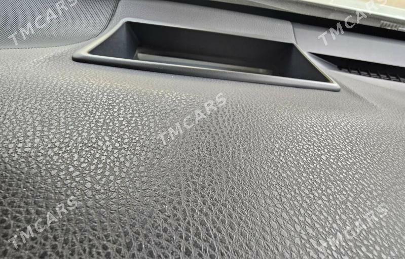 Toyota Camry 2018 - 410 000 TMT - Aşgabat - img 4