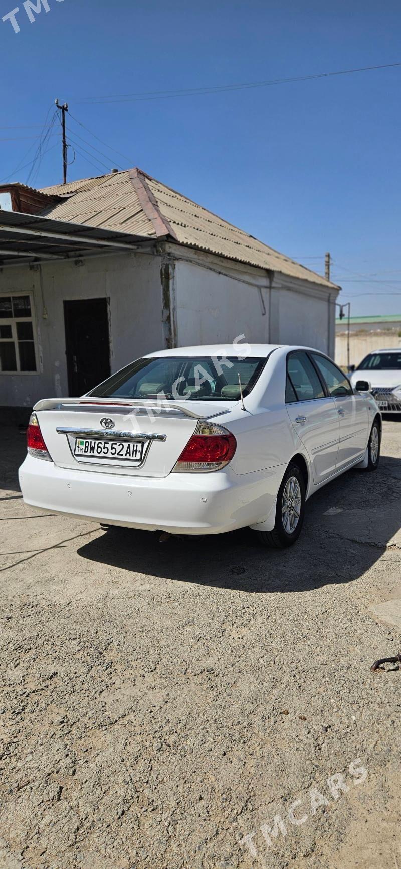 Toyota Camry 2005 - 240 000 TMT - Ak bugdaý etraby - img 7