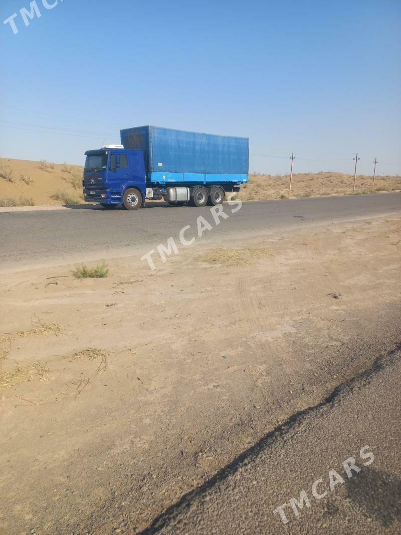 Mercedes-Benz ACTROS 3331 2004 - 460 000 TMT - Гурбансолтан Едже - img 5