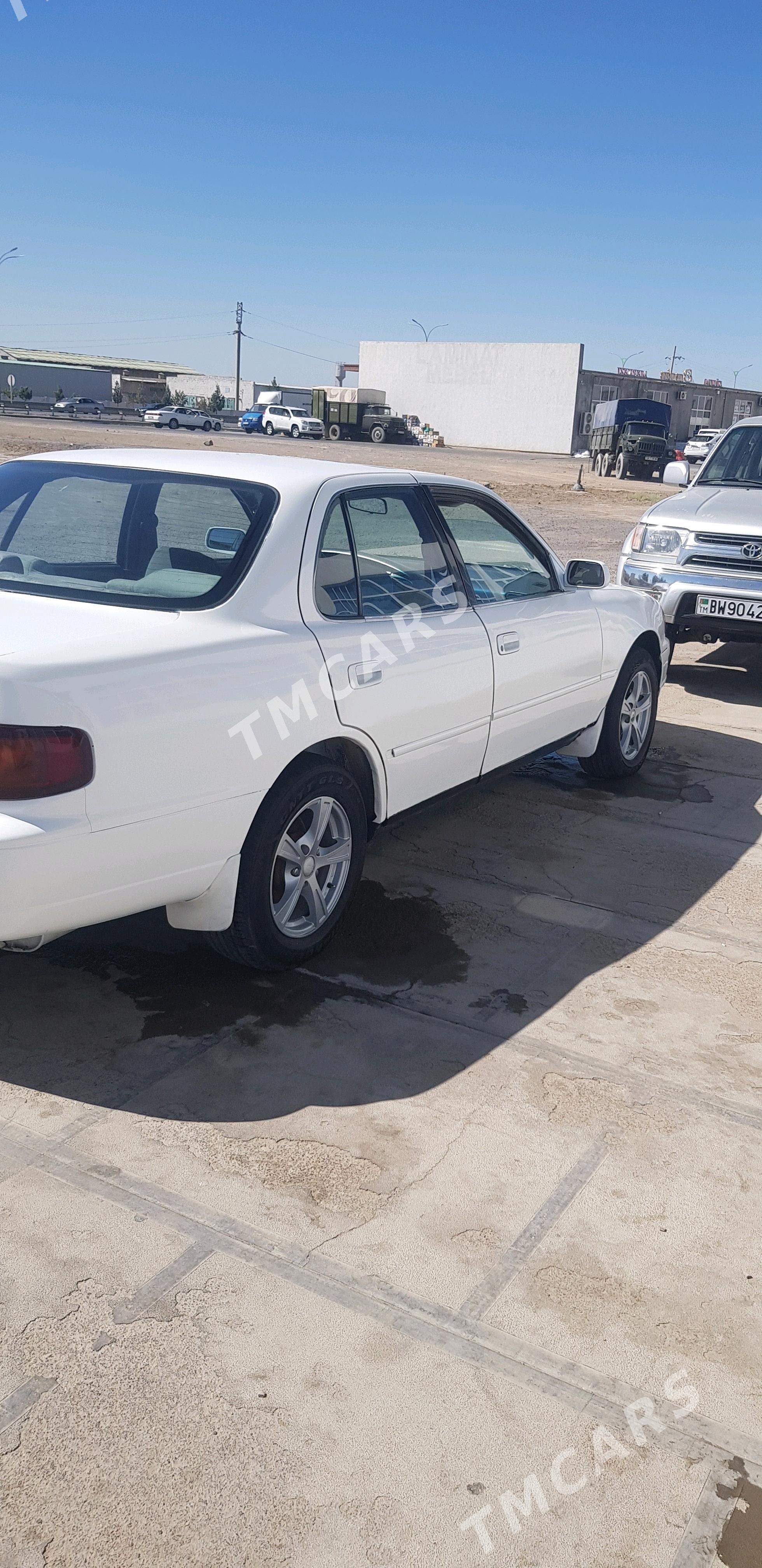 Toyota Camry 1993 - 77 000 TMT - Мары - img 2