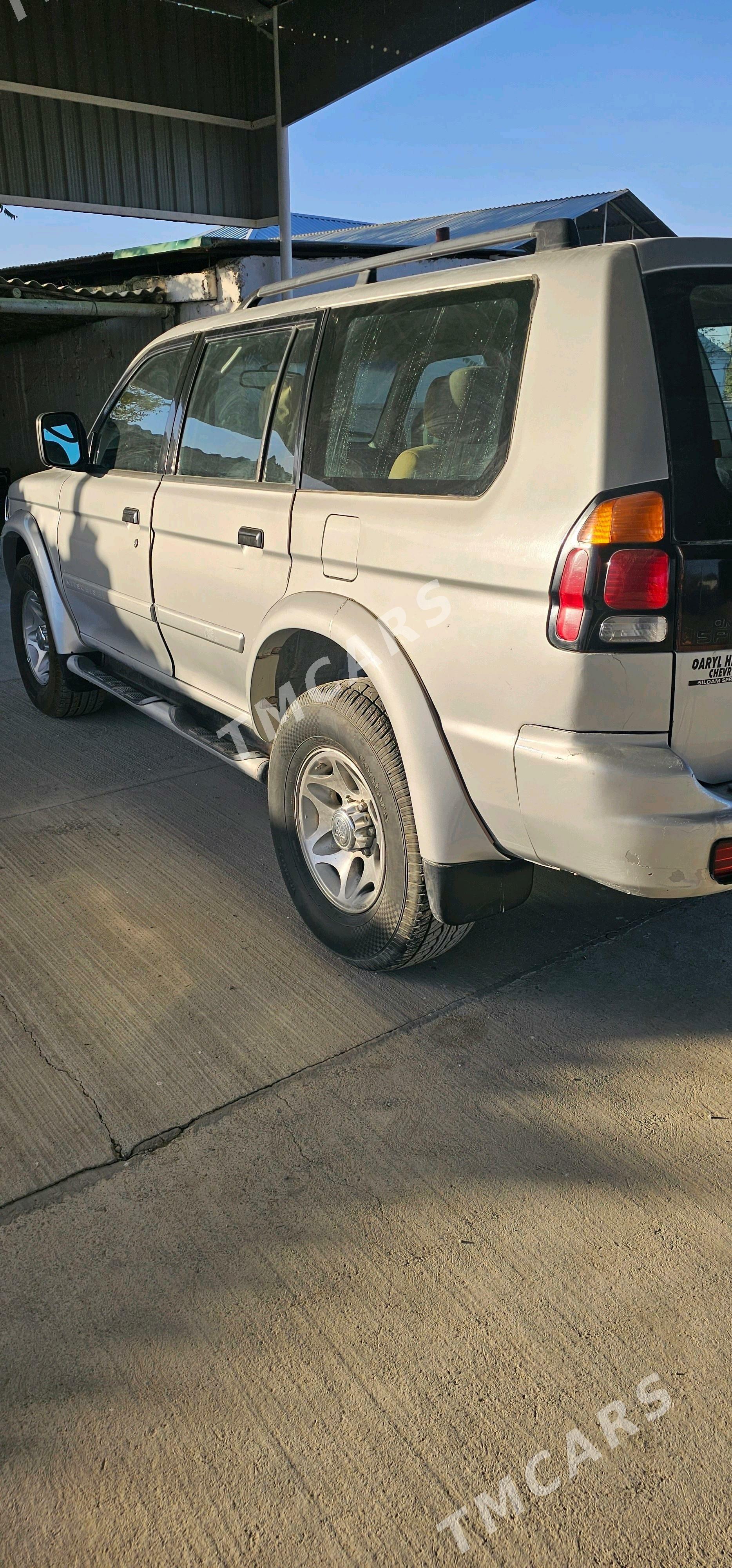 Mitsubishi Montero Sport 2001 - 110 000 TMT - Bäherden - img 6