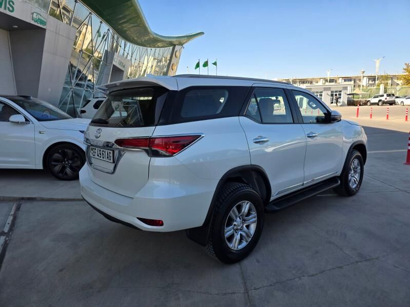 Toyota Fortuner 2024 - 668 100 TMT - Aşgabat - img 4