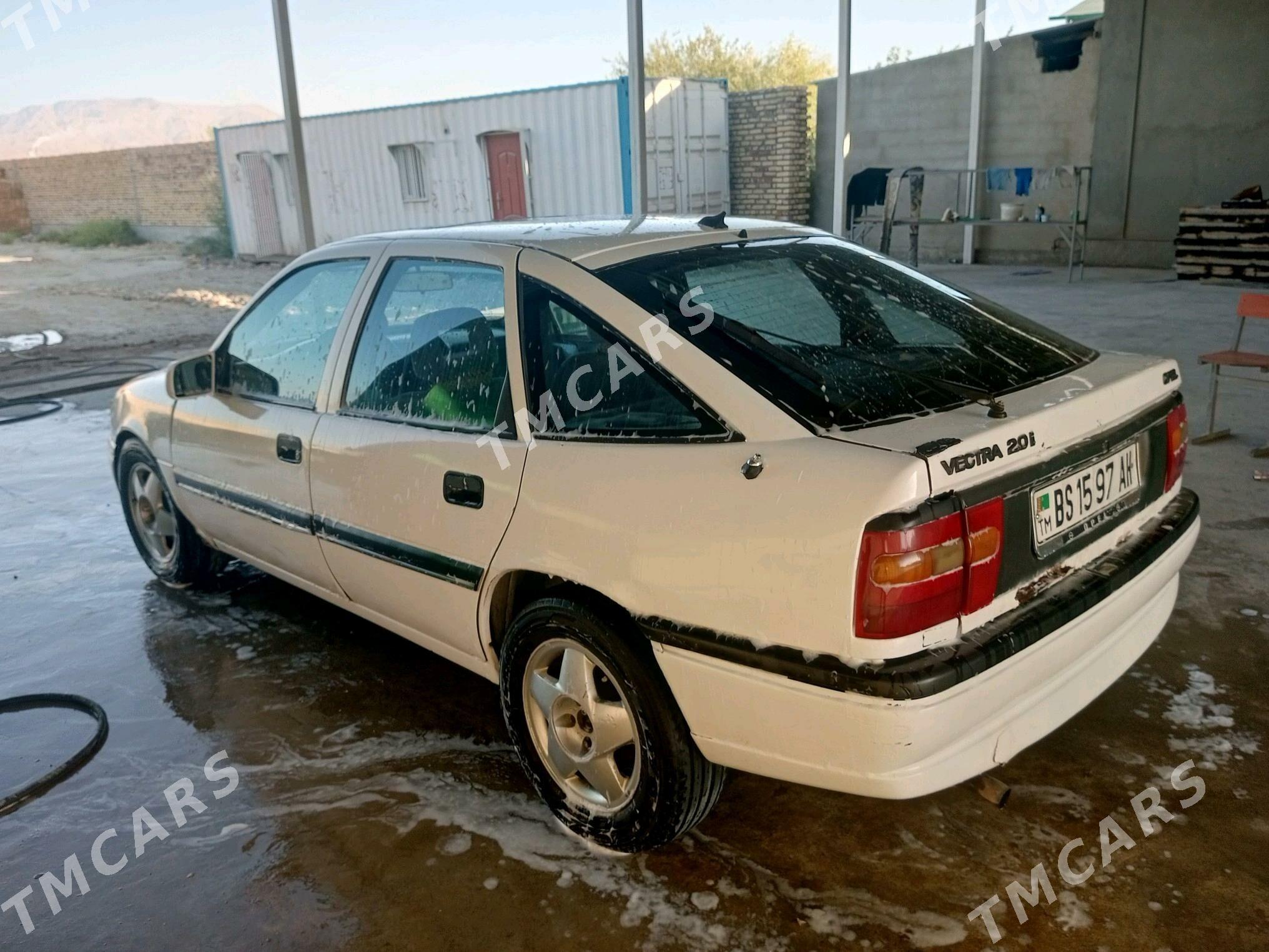 Opel Vectra 1994 - 30 000 TMT - Бахарден - img 5