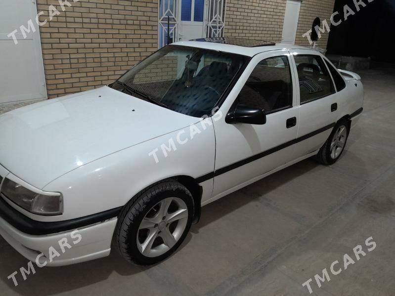 Opel Vectra 1995 - 46 000 TMT - Мургап - img 5