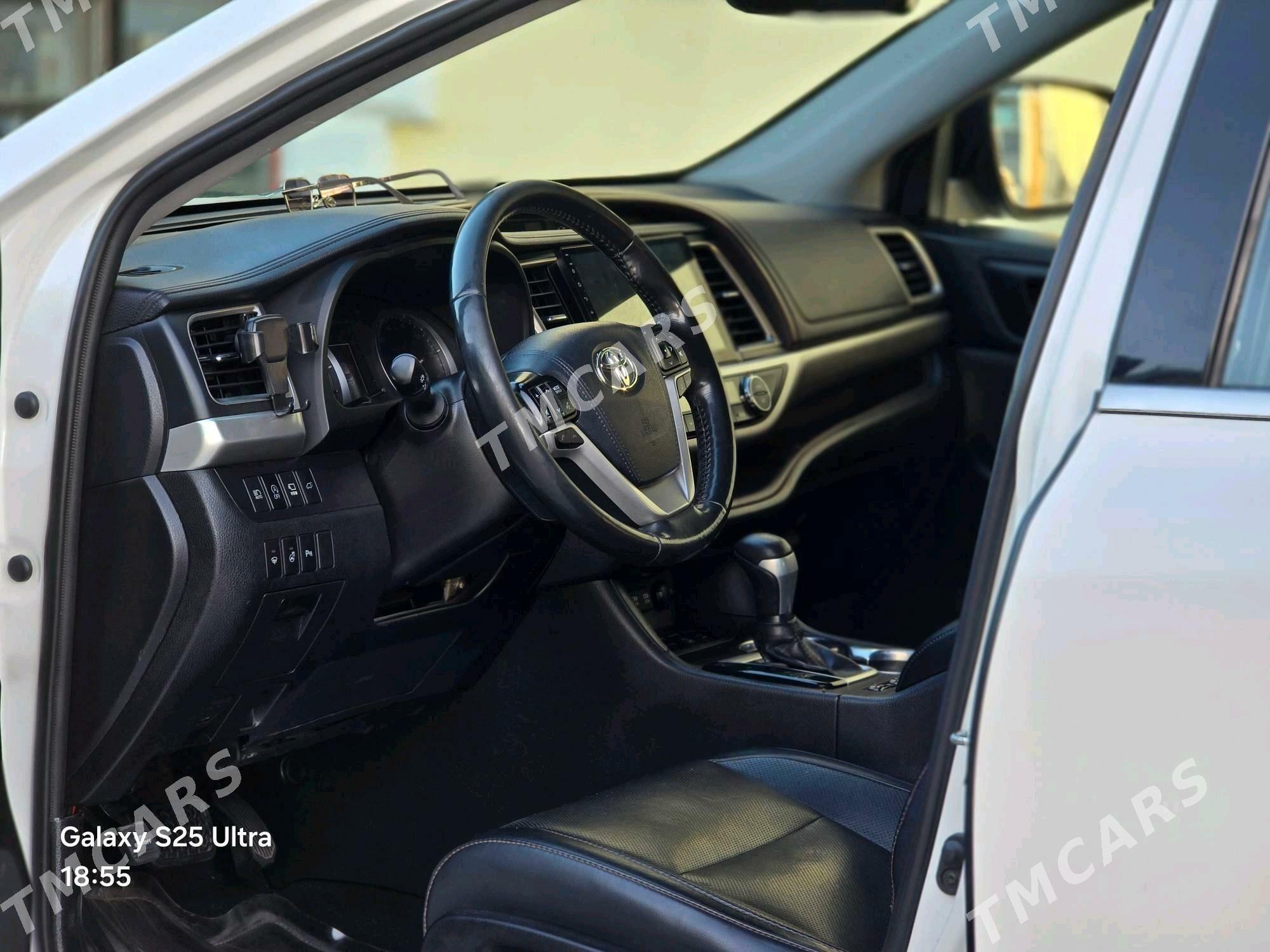 Toyota Highlander 2019 - 485 000 TMT - Aşgabat - img 4