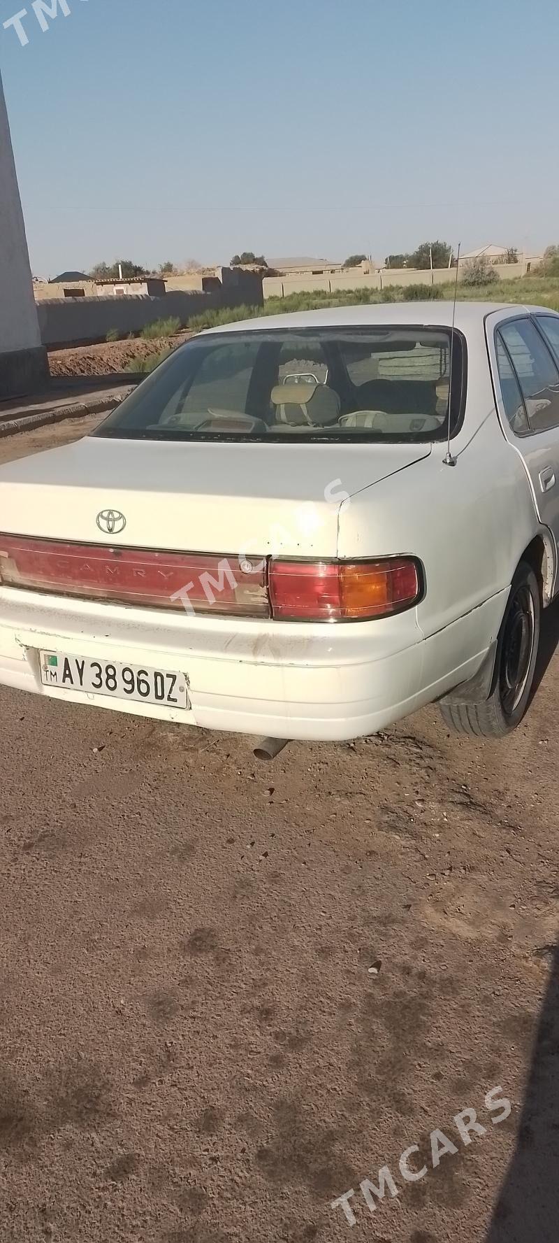 Toyota Camry 1993 - 66 000 TMT - Губадаг - img 2