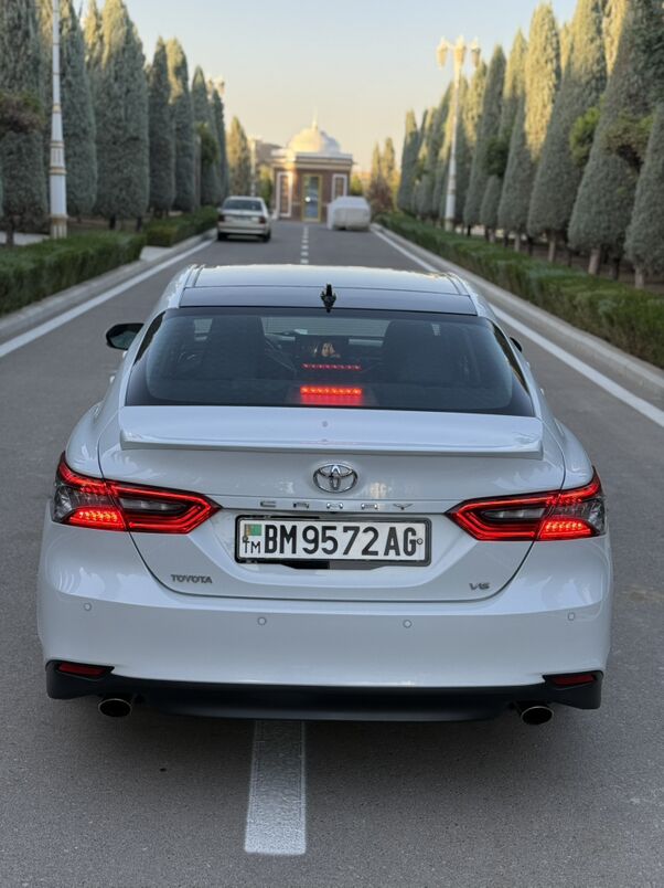 Toyota Camry 2021 - 390 000 TMT - Aşgabat - img 3