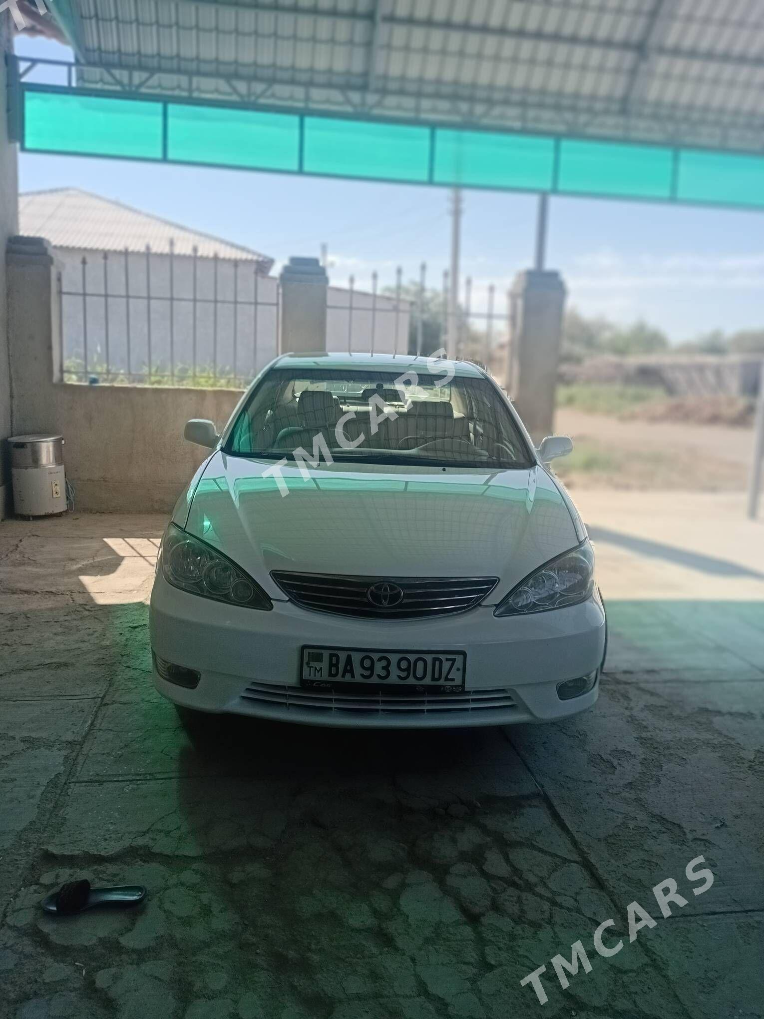 Toyota Camry 2003 - 180 000 TMT - Boldumsaz - img 2