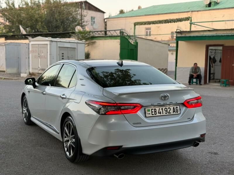 Toyota Camry 2023 - 570 000 TMT - Aşgabat - img 5
