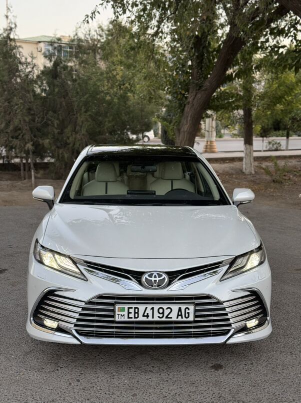Toyota Camry 2023 - 570 000 TMT - Aşgabat - img 8