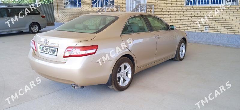 Toyota Camry 2011 - 220 000 TMT - Мары - img 2