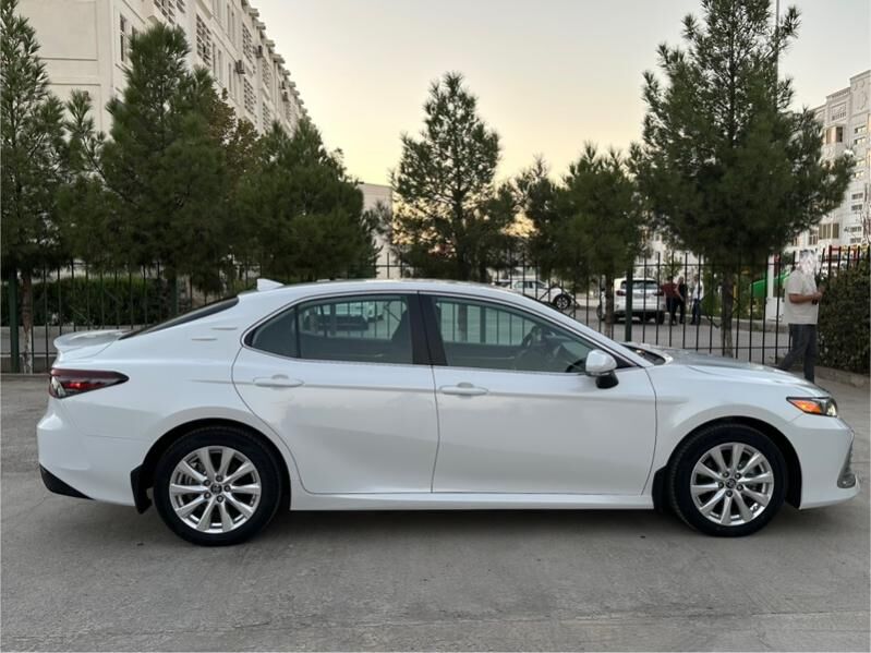 Toyota Camry 2022 - 350 000 TMT - Aşgabat - img 2