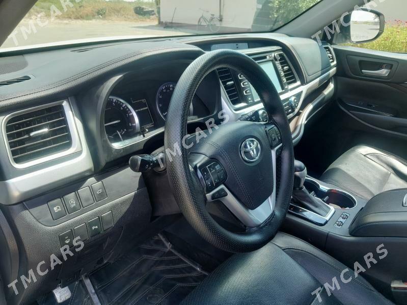 Toyota Highlander 2017 - 420 000 TMT - Туркменабат - img 7